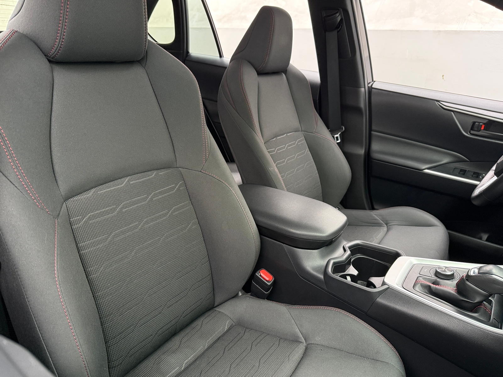 Thumbnail: 2021 Toyota RAV4 - 2