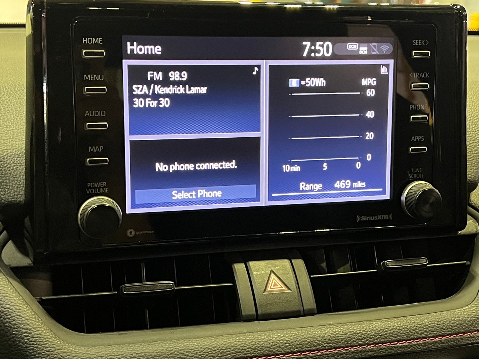 Thumbnail: 2021 Toyota RAV4 - 4