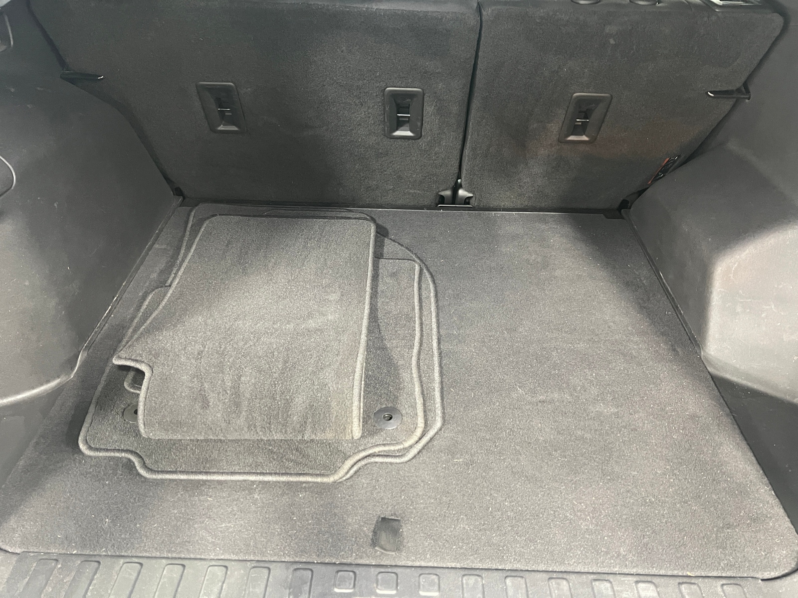 Thumbnail: 2020 Chevrolet Equinox - 7