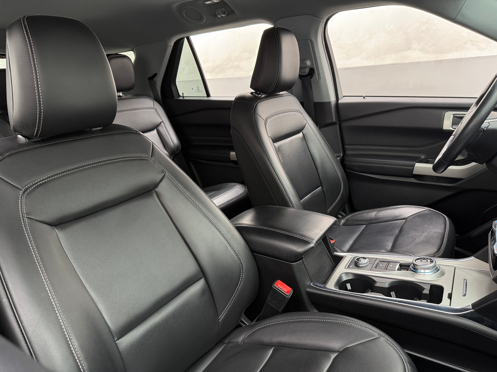 Thumbnail: 2022 Ford Explorer - 2