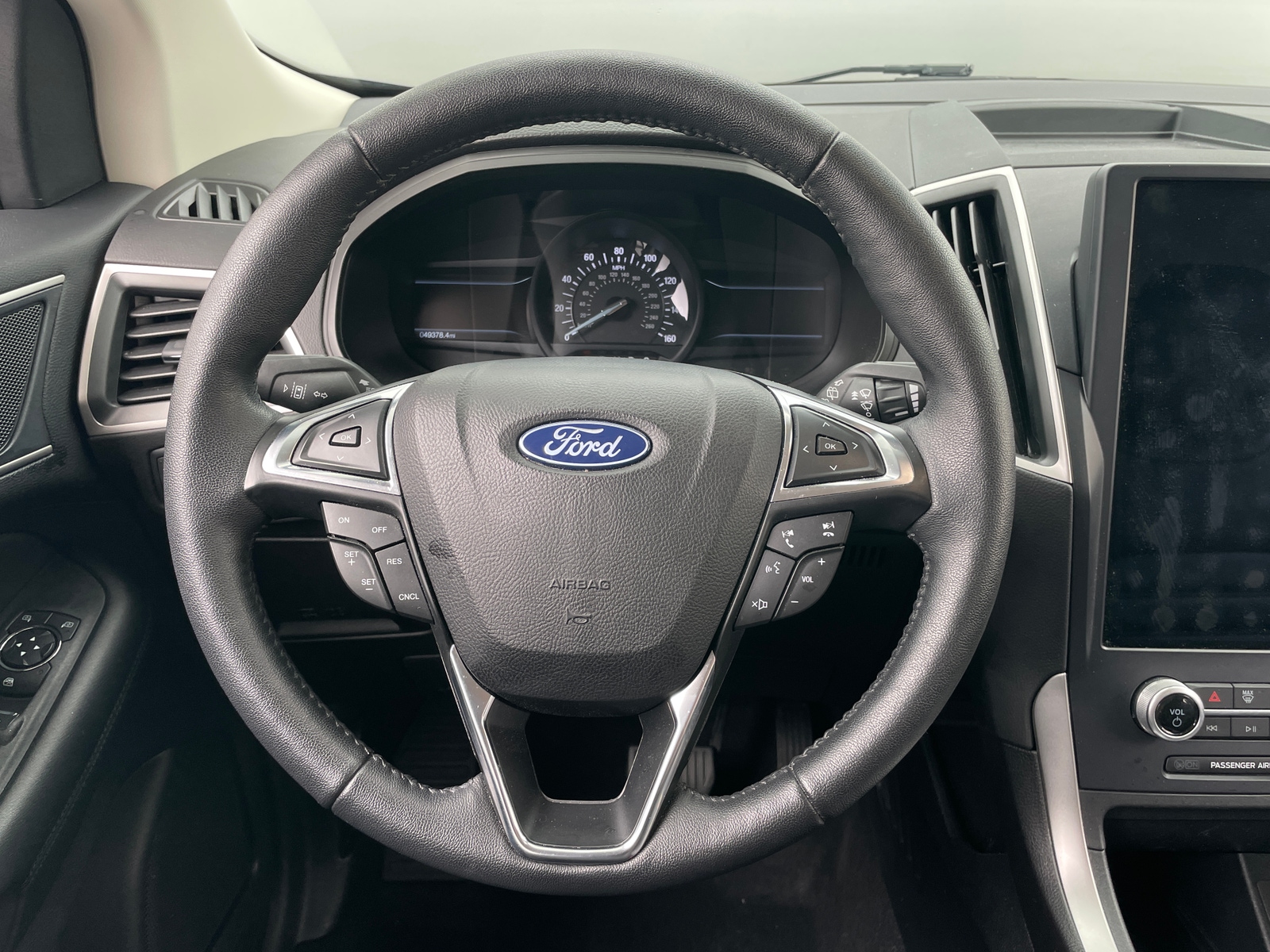 Thumbnail: 2022 Ford Edge - 4
