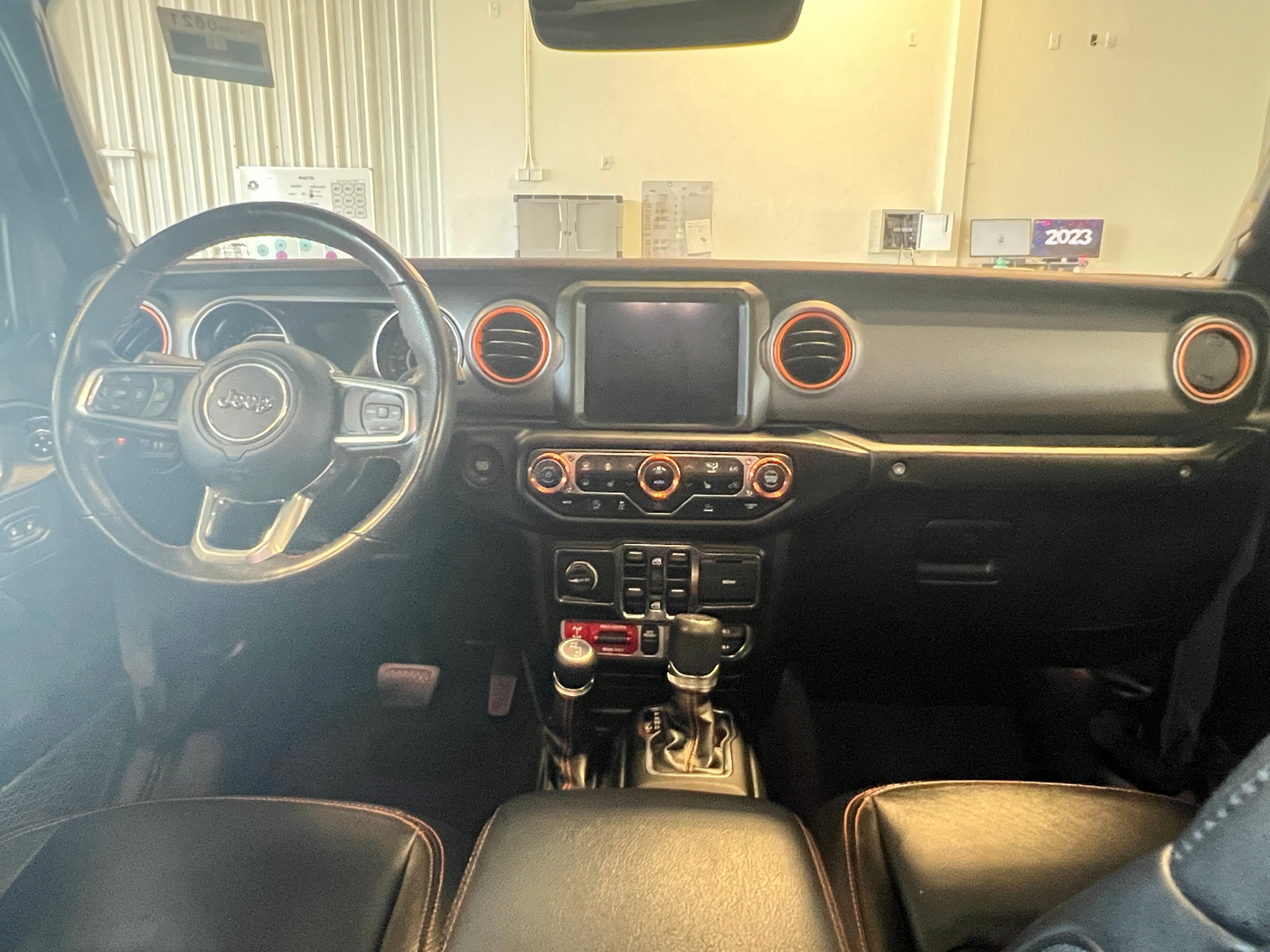 Thumbnail: 2022 Jeep Gladiator - 2
