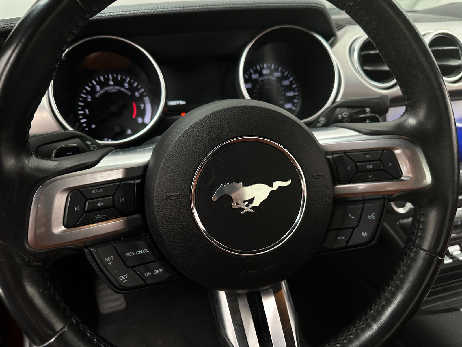 Thumbnail: 2019 Ford Mustang - 3