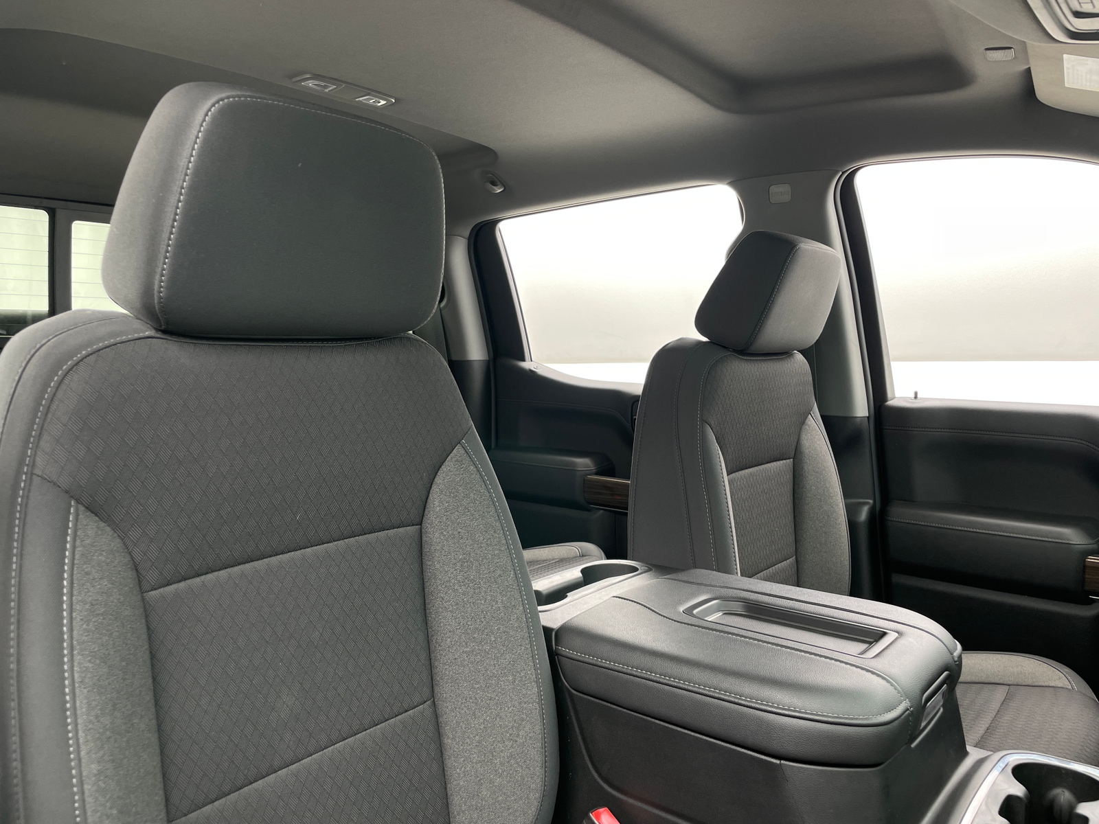 Thumbnail: 2020 Chevrolet Silverado 1500 - 2
