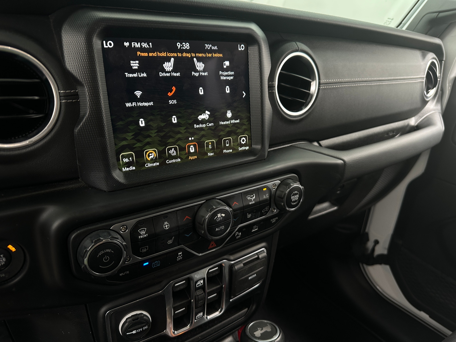 Thumbnail: 2022 Jeep Wrangler - 4