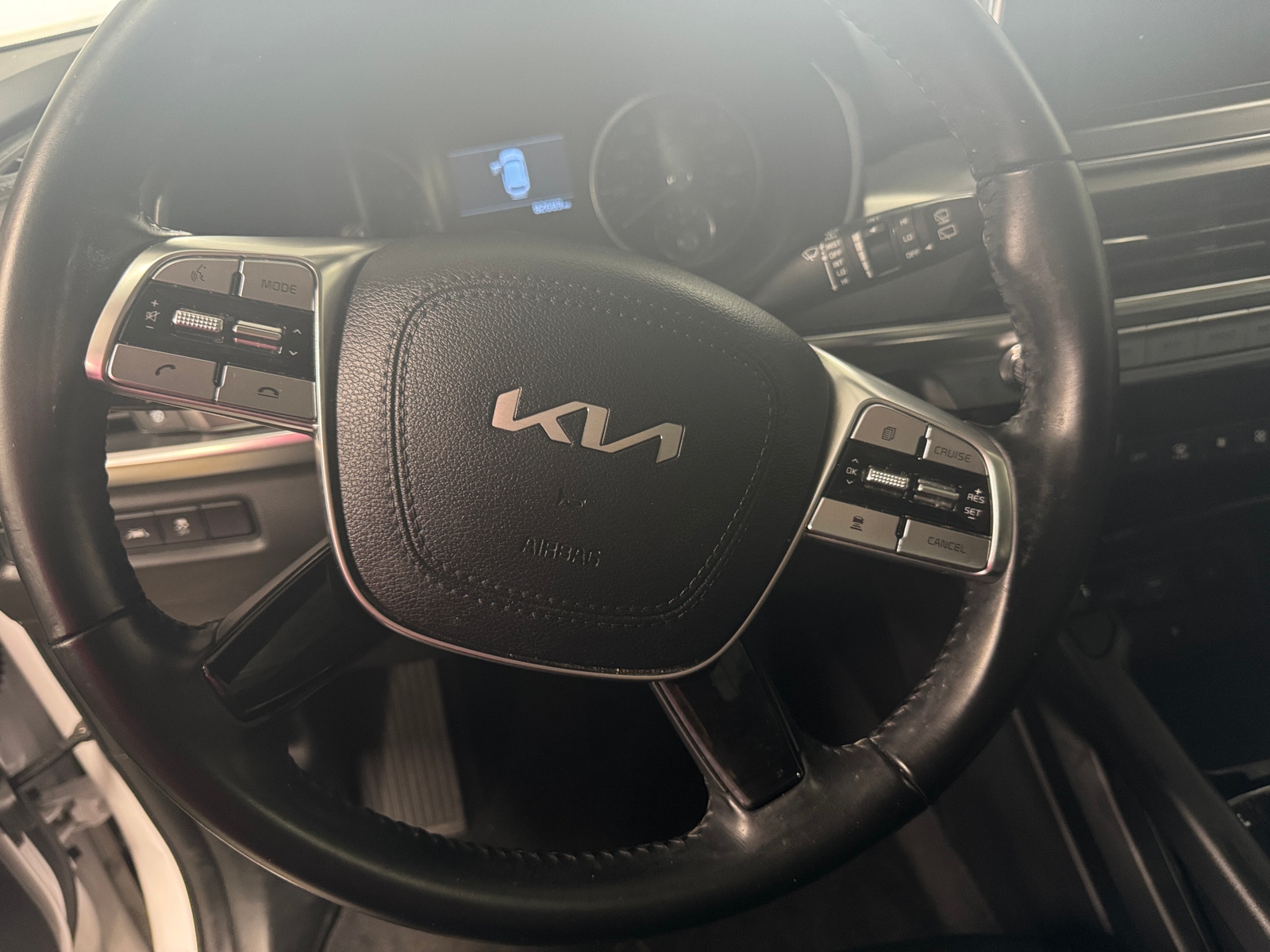 Thumbnail: 2022 Kia Telluride - 4
