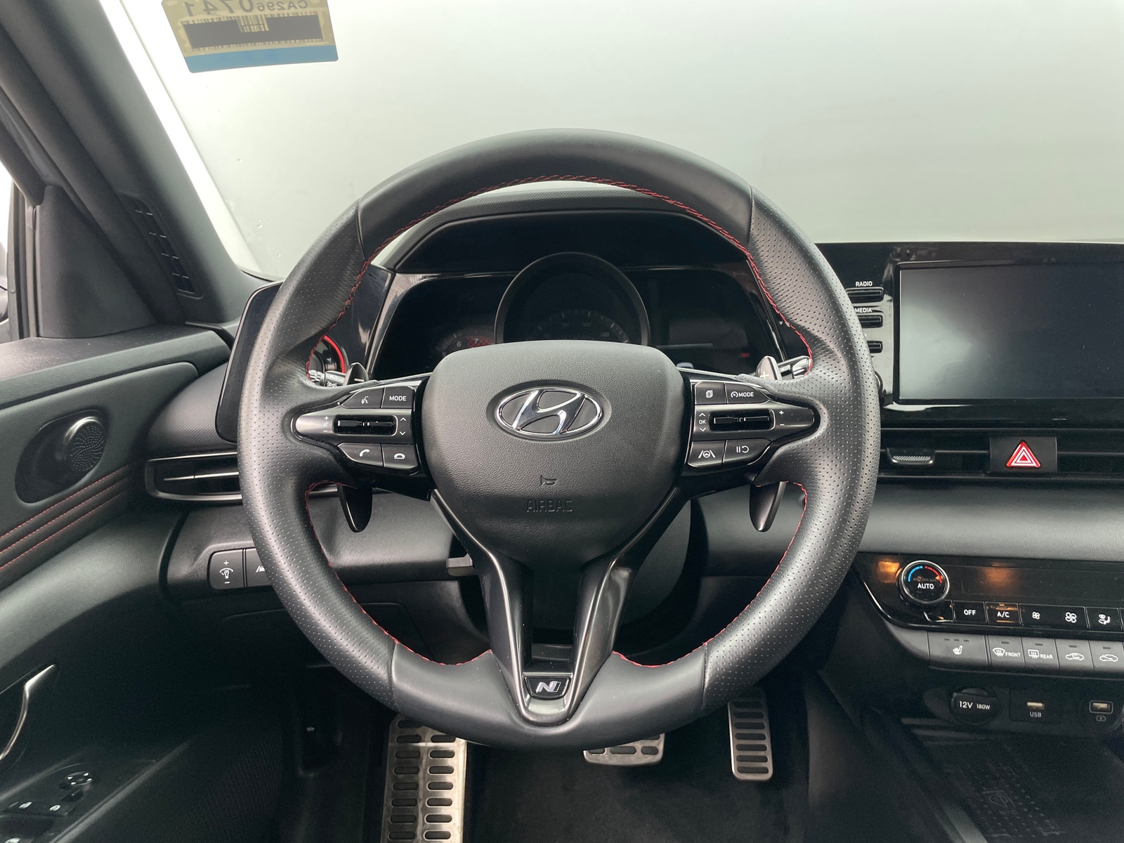 Thumbnail: 2022 Hyundai Elantra - 4