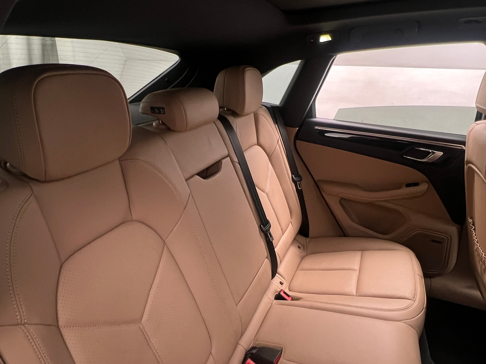 Thumbnail: 2024 Porsche Macan - 5