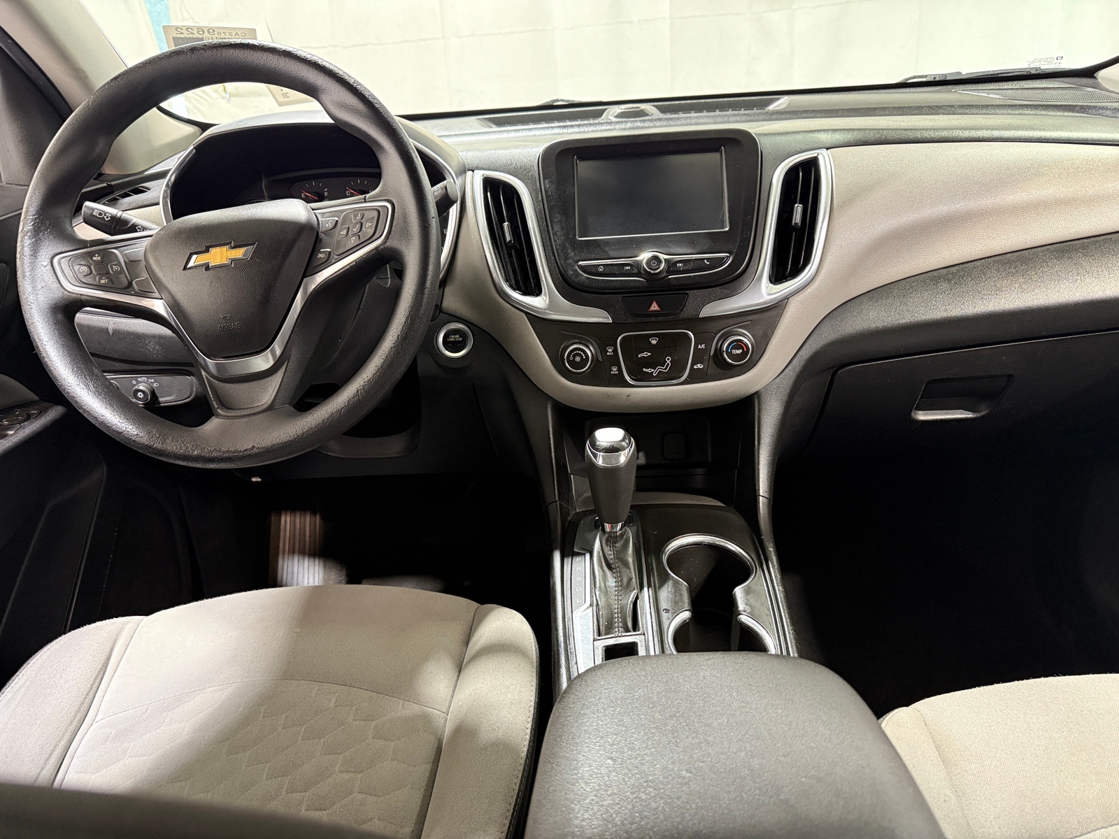 Thumbnail: 2018 Chevrolet Equinox - 3