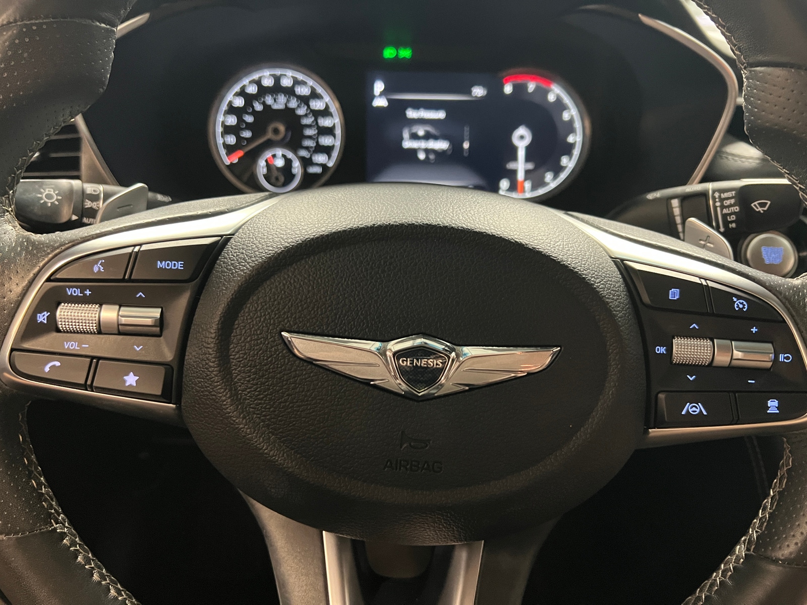 Thumbnail: 2022 Genesis G70 - 4