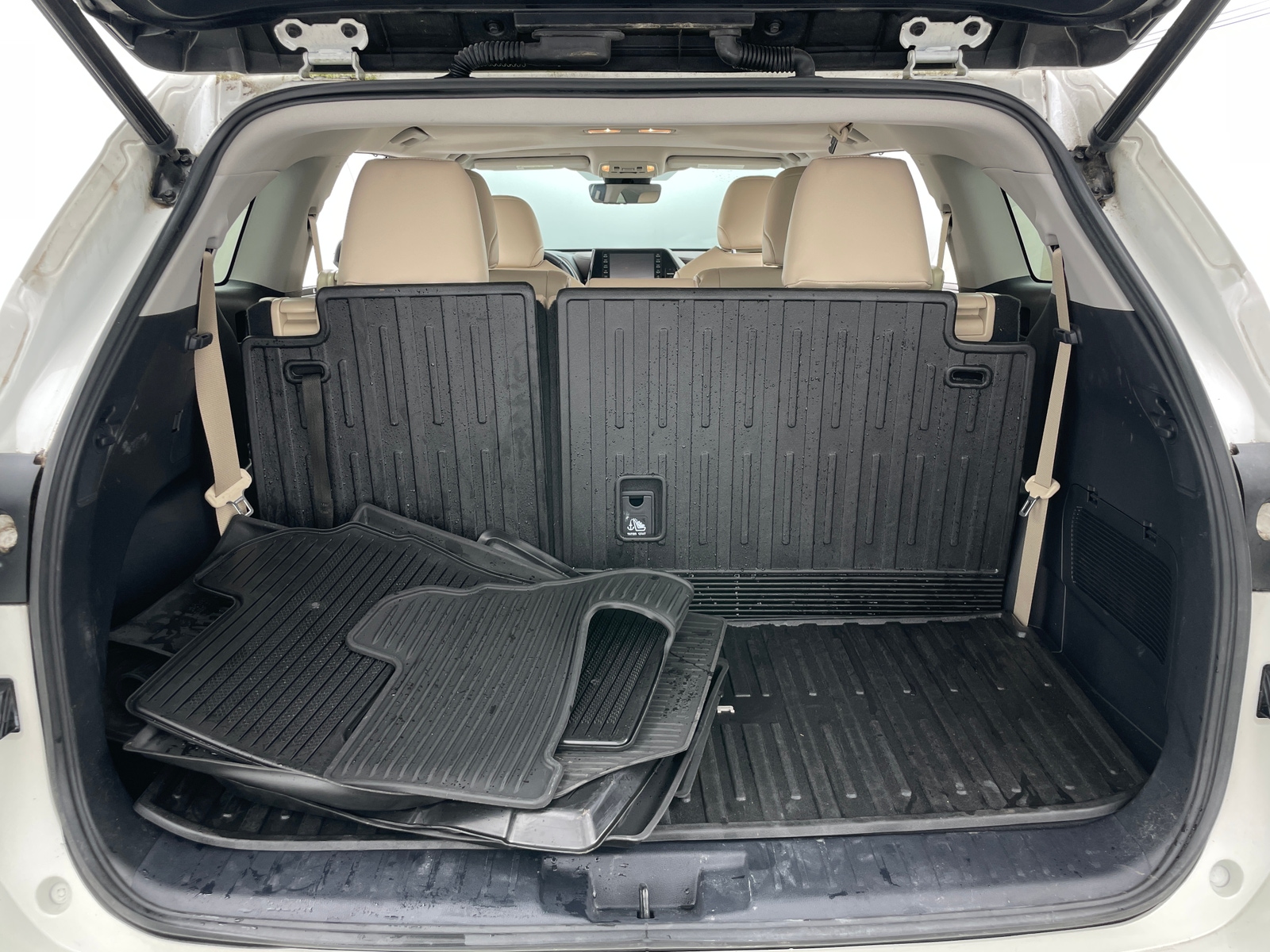 Thumbnail: 2021 Toyota Highlander - 6