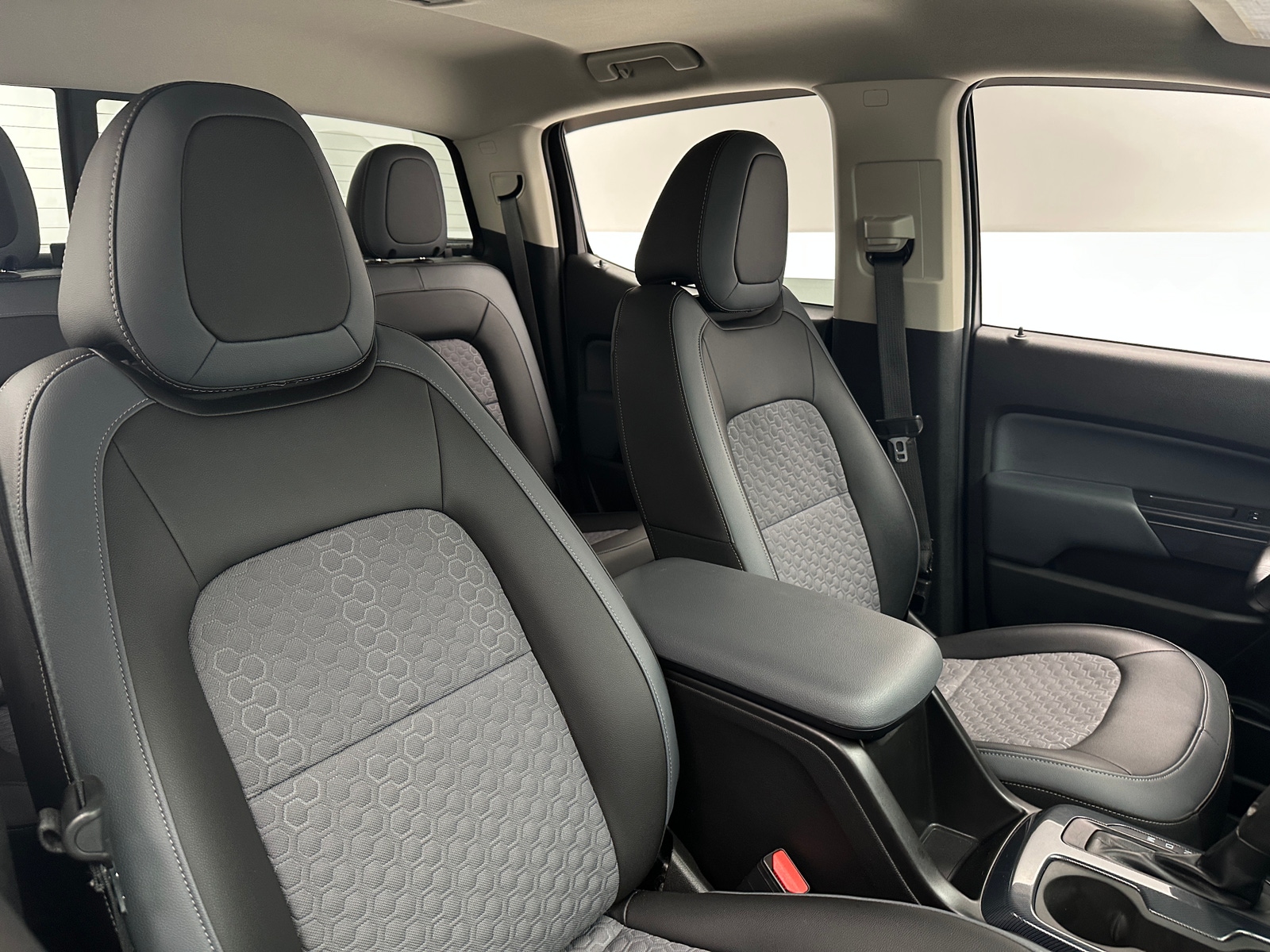 Thumbnail: 2016 Chevrolet Colorado - 2