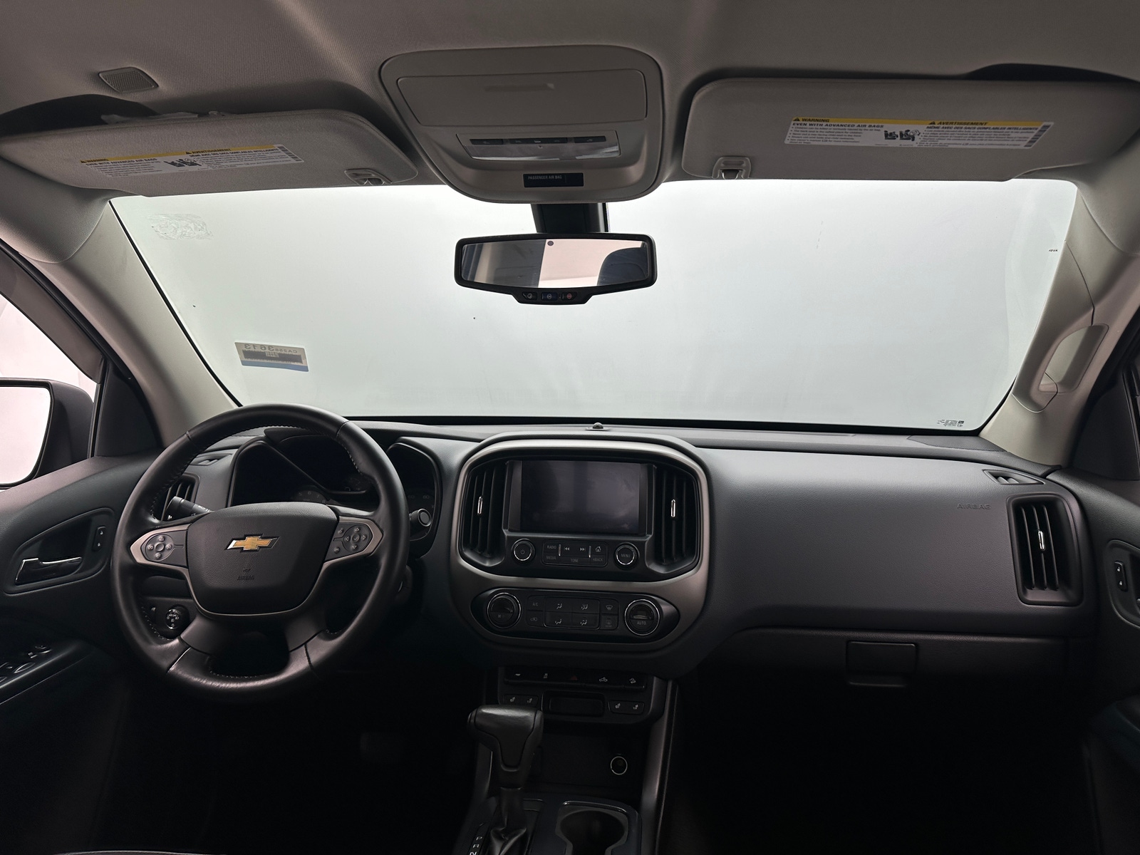 Thumbnail: 2016 Chevrolet Colorado - 3