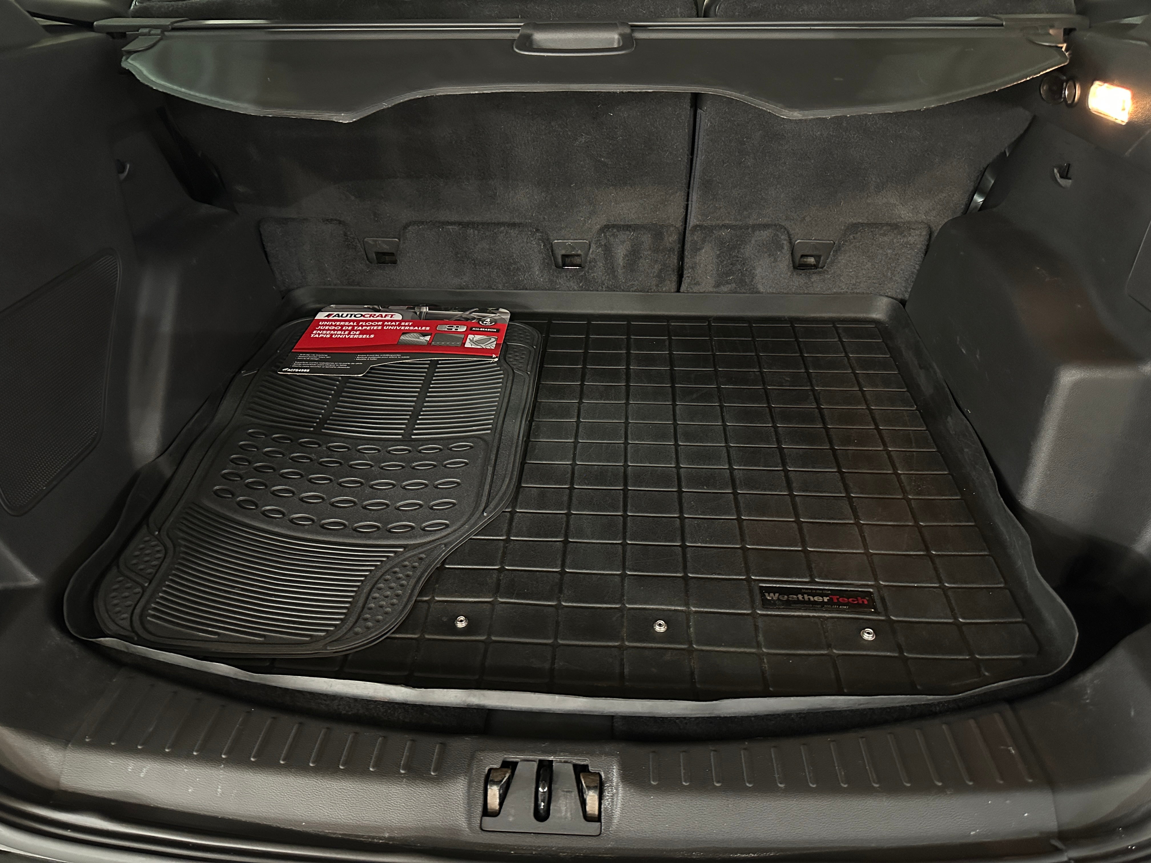 Used 2017 Ford Escape Titanium with VIN 1FMCU0J93HUA18443 for sale in Oak Creek, WI