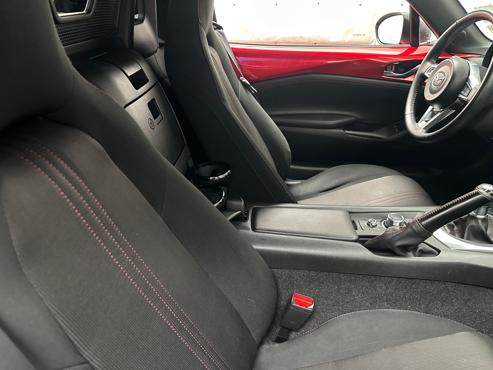 Thumbnail: 2016 Mazda MX-5 Miata - 2