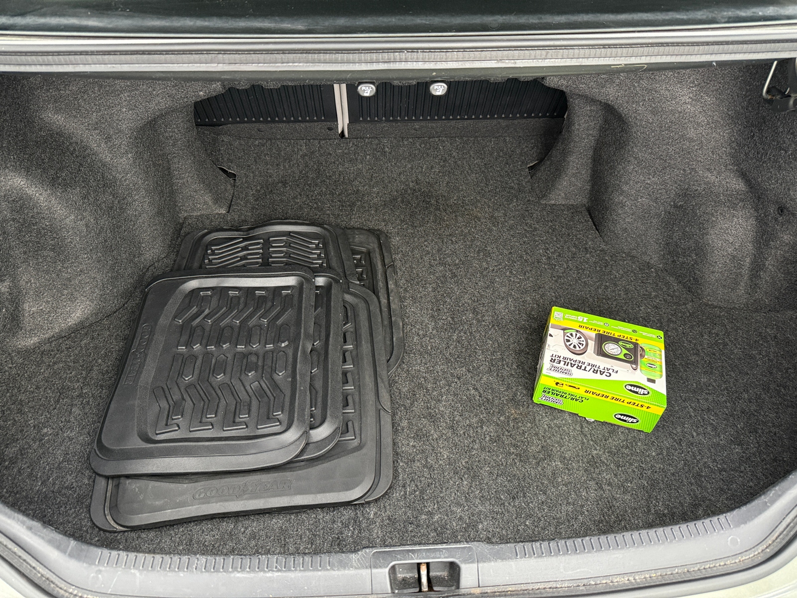 Thumbnail: 2012 Toyota Camry - 6
