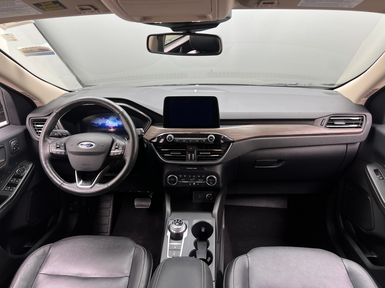 Thumbnail: 2020 Ford Escape - 2
