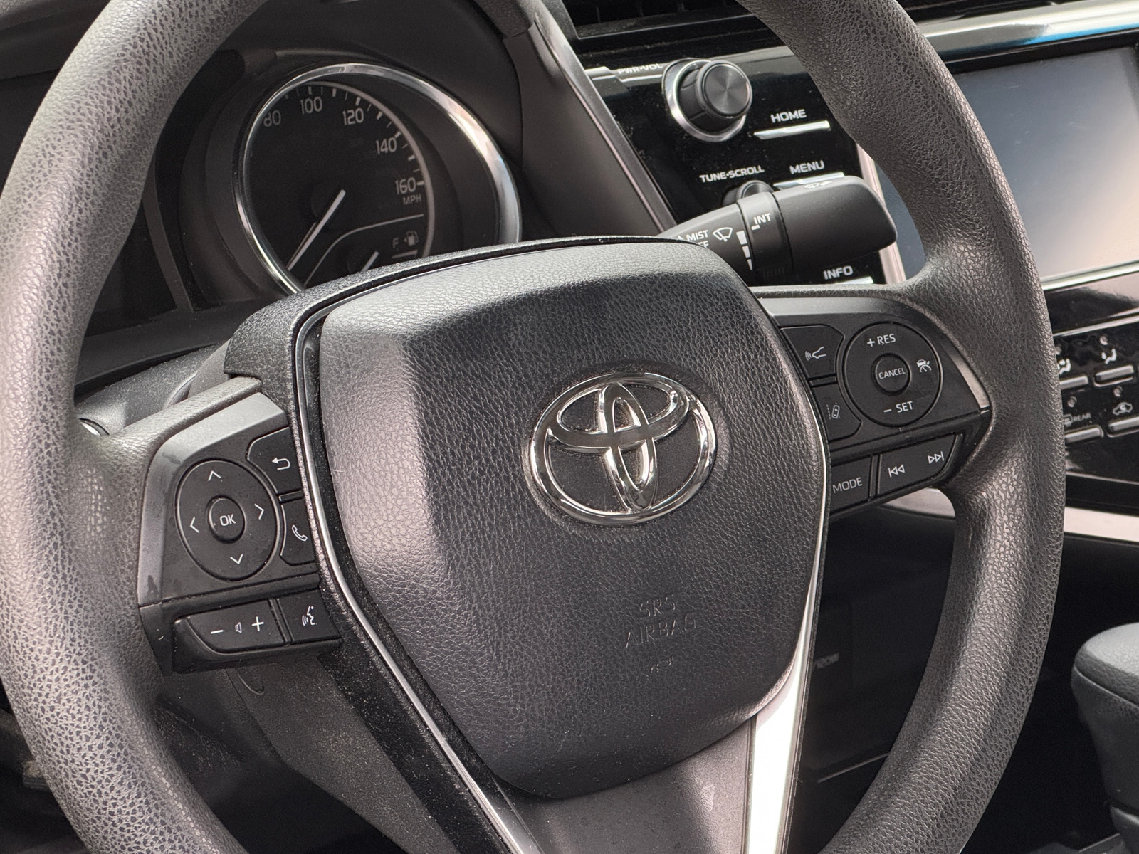 Thumbnail: 2018 Toyota Camry - 5