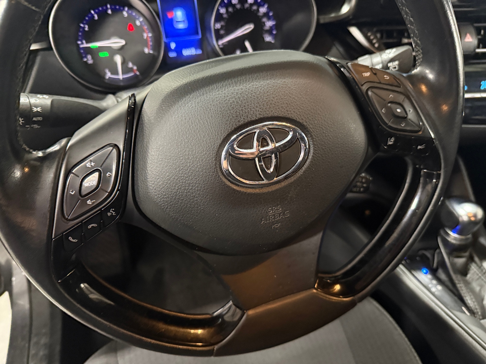 Thumbnail: 2018 Toyota C-HR - 5