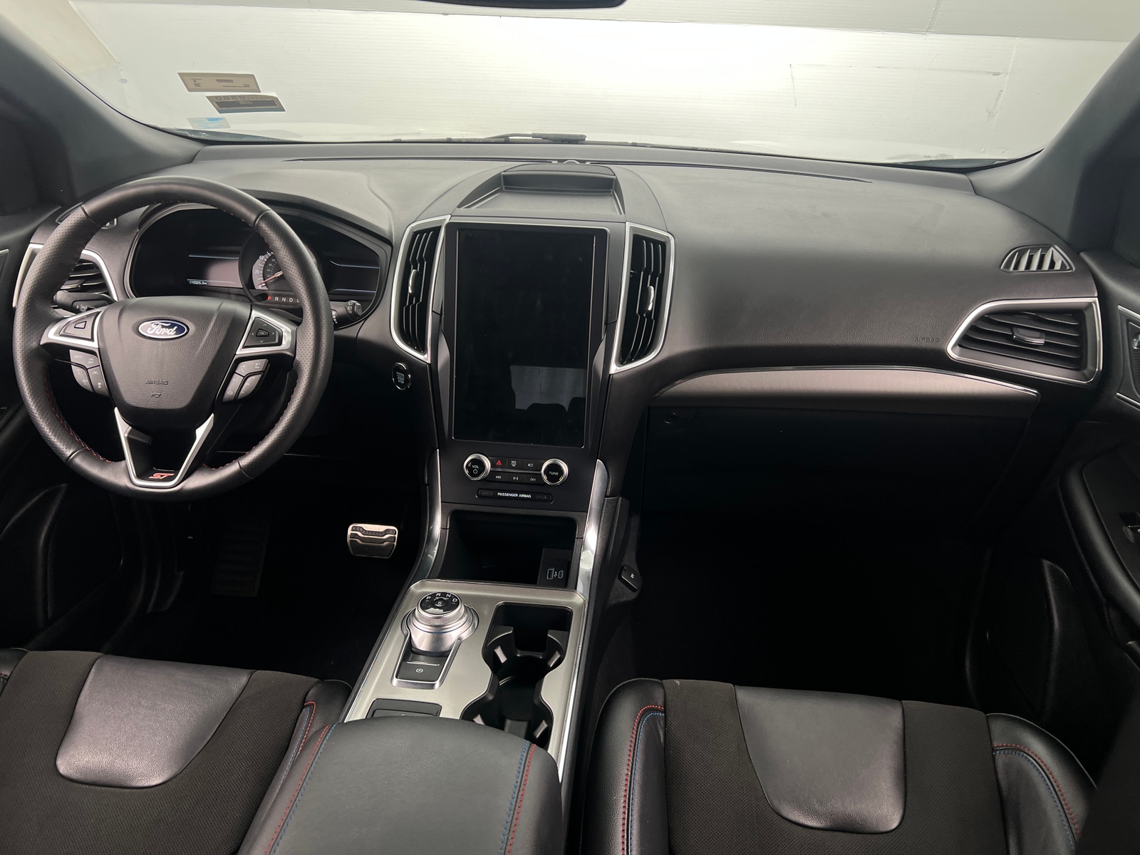 Thumbnail: 2024 Ford Edge - 3