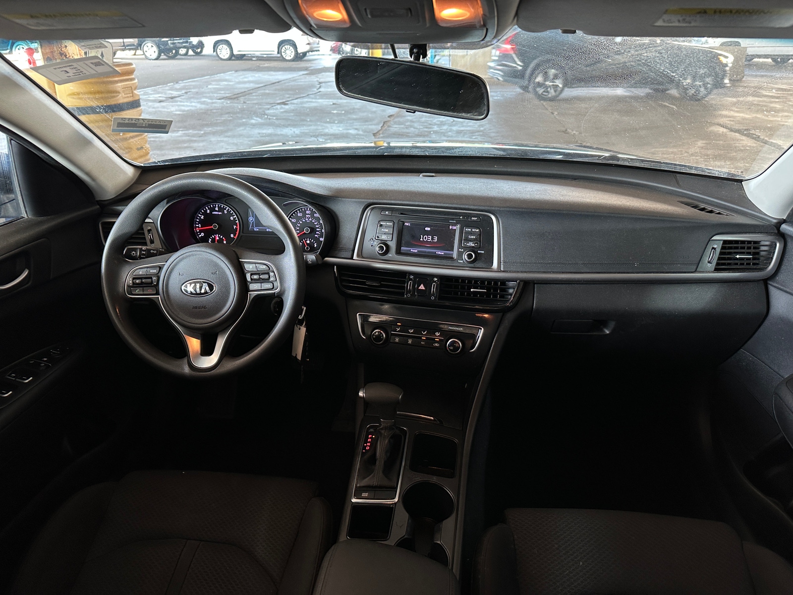 Thumbnail: 2017 Kia Optima - 3