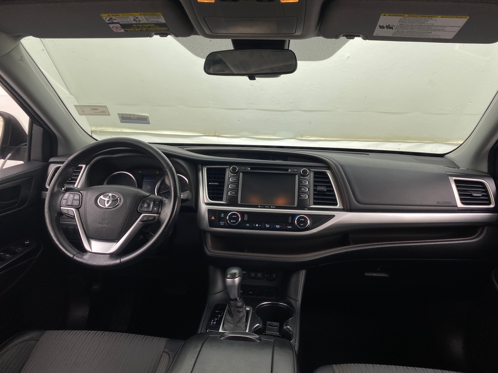 Thumbnail: 2017 Toyota Highlander - 2