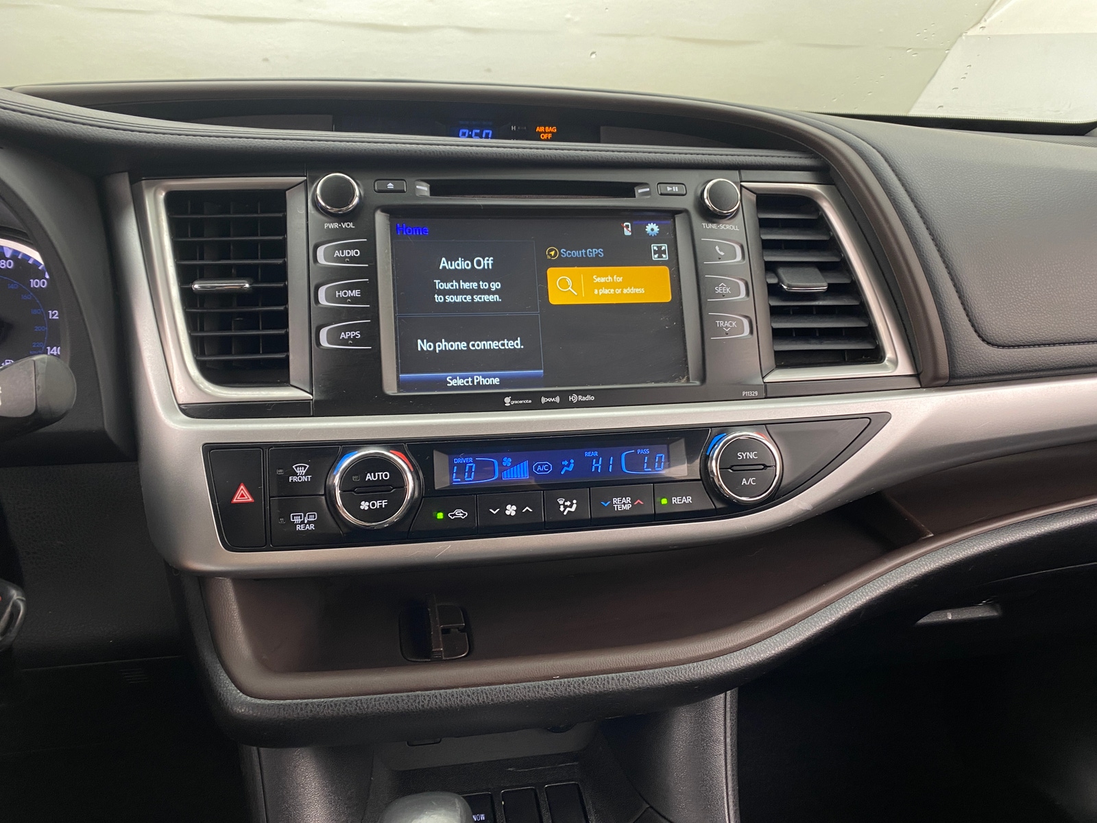 Thumbnail: 2017 Toyota Highlander - 3