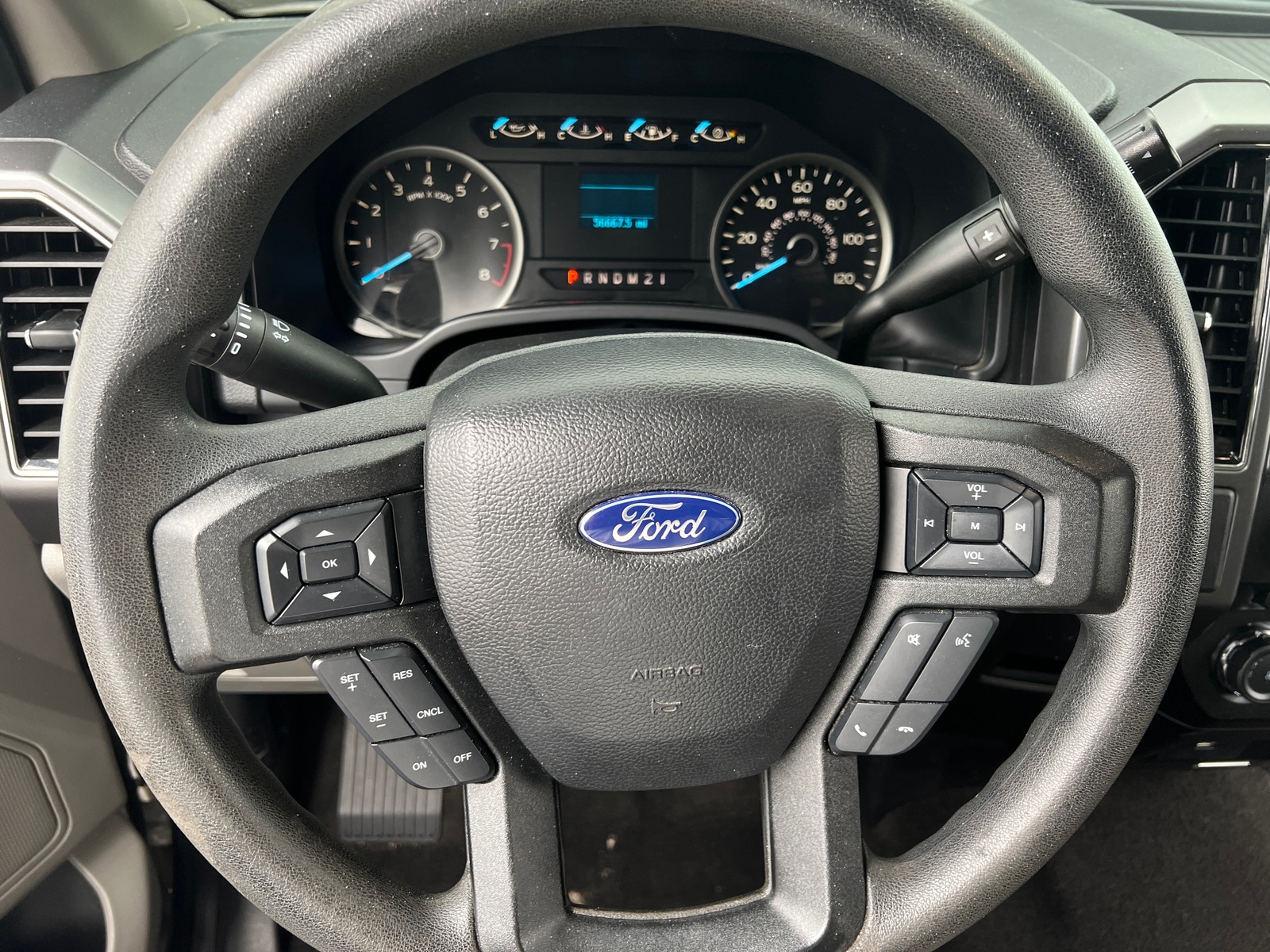 Thumbnail: 2018 Ford Econoline - 5