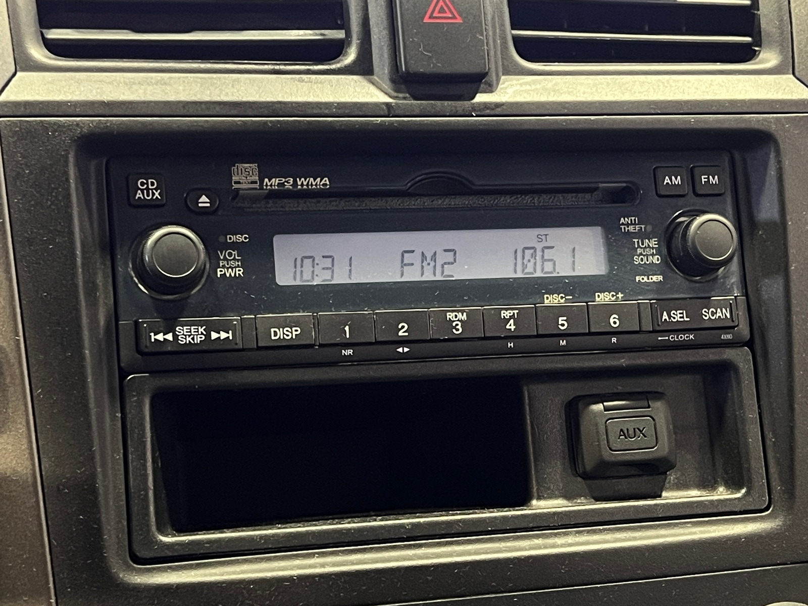 Thumbnail: 2011 Honda CR-V - 4