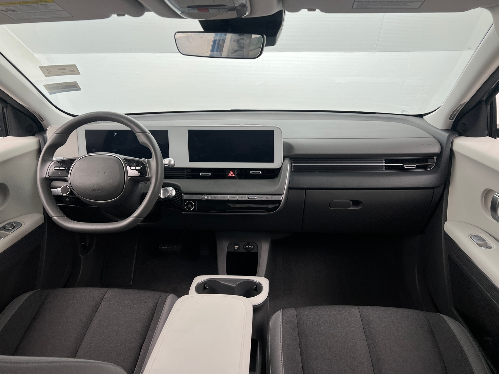 Thumbnail: 2024 Hyundai Ioniq 5 - 3