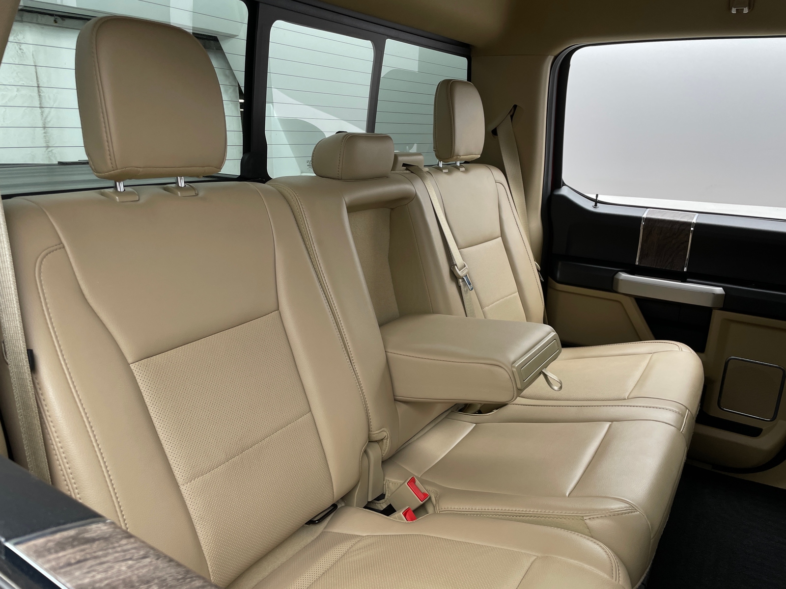 Thumbnail: 2019 Ford Econoline - 5