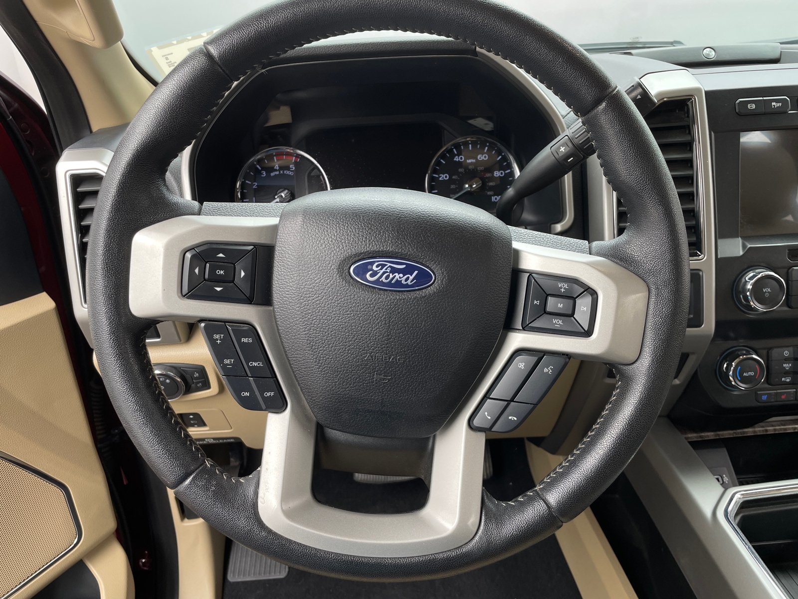 Thumbnail: 2019 Ford Econoline - 4