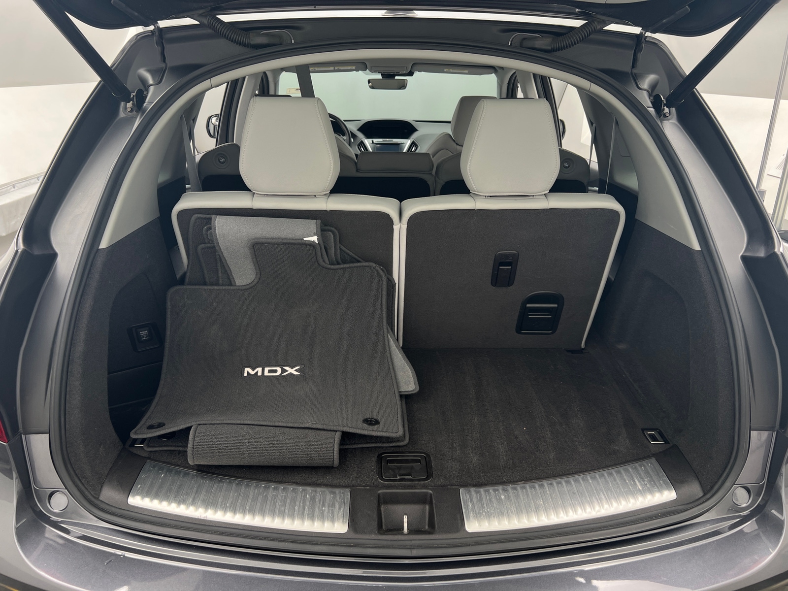 Thumbnail: 2018 Acura MDX - 6