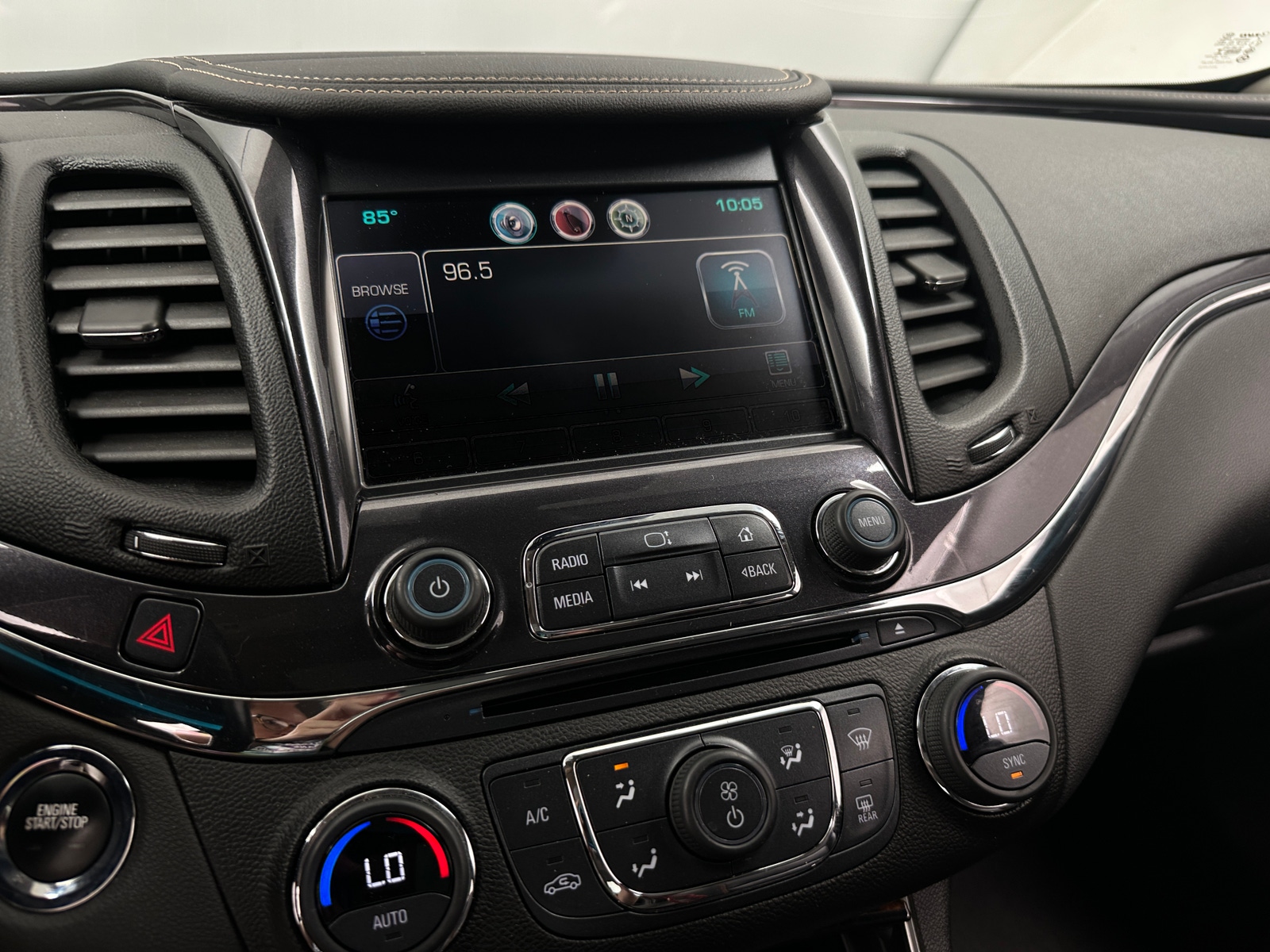 Thumbnail: 2014 Chevrolet Impala - 3