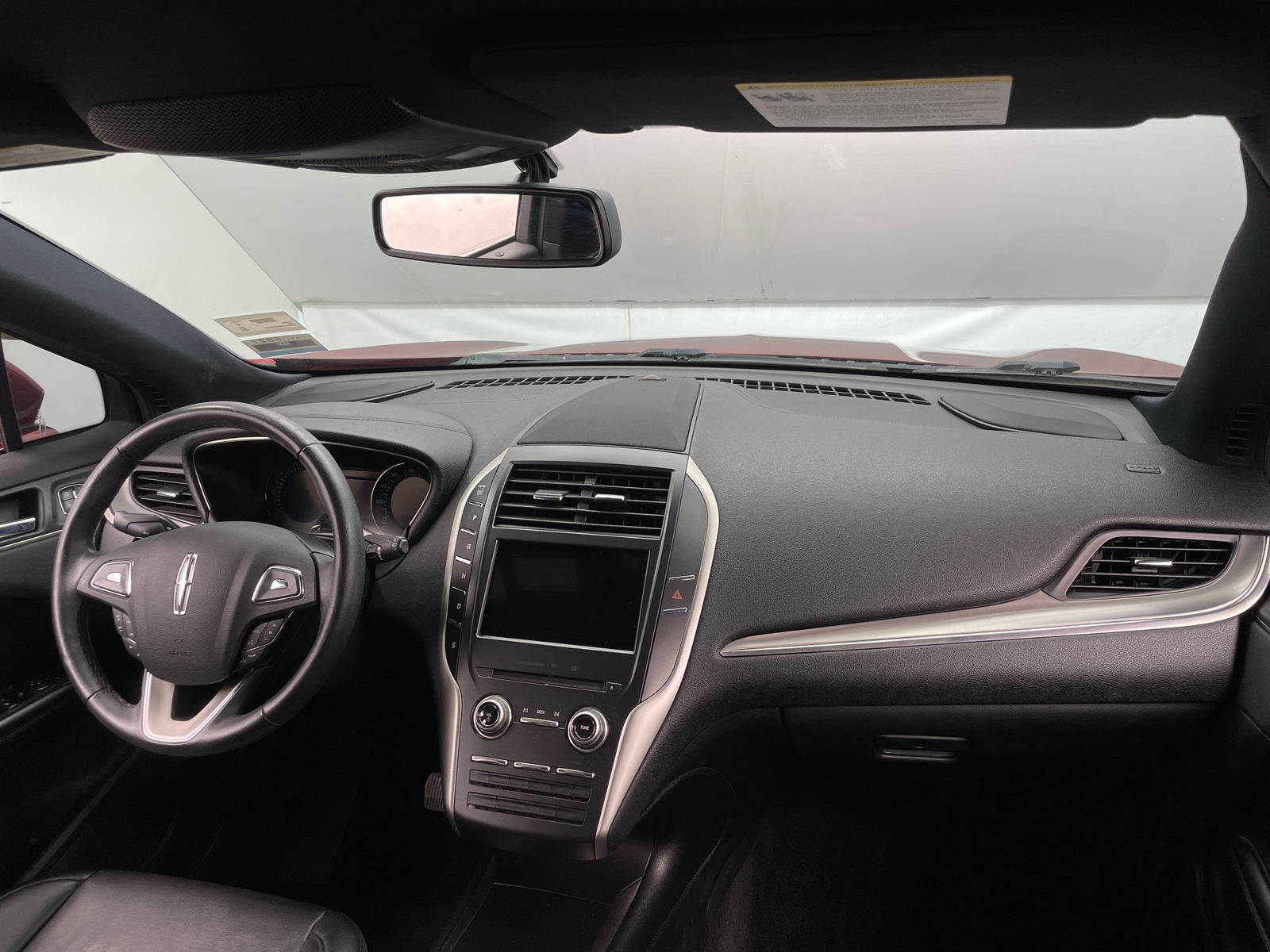 Thumbnail: 2016 Lincoln MKC - 2