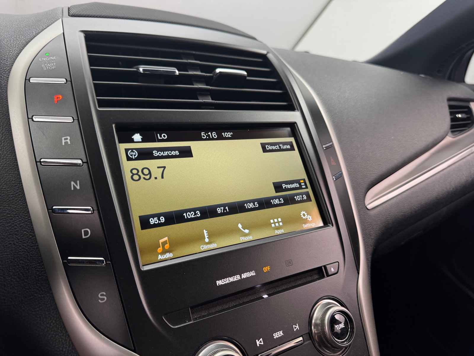 Thumbnail: 2016 Lincoln MKC - 3
