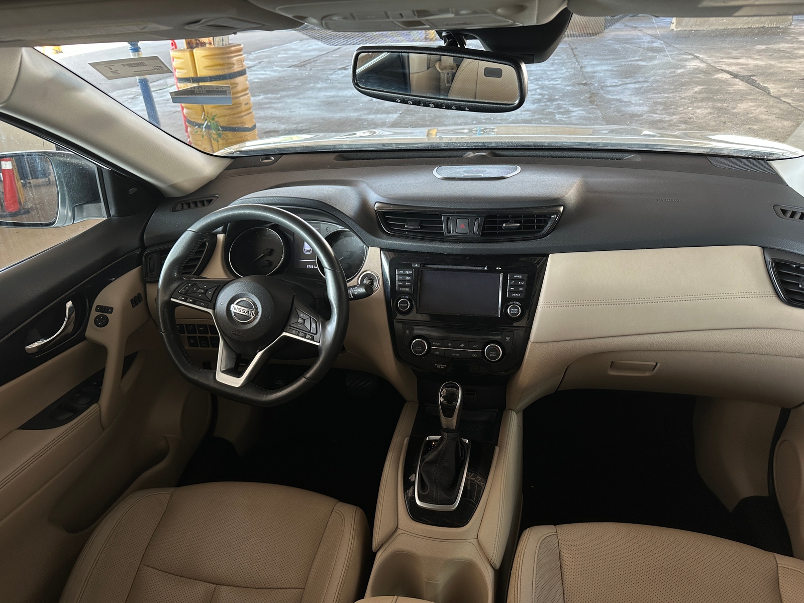 Thumbnail: 2017 Nissan Rogue - 2