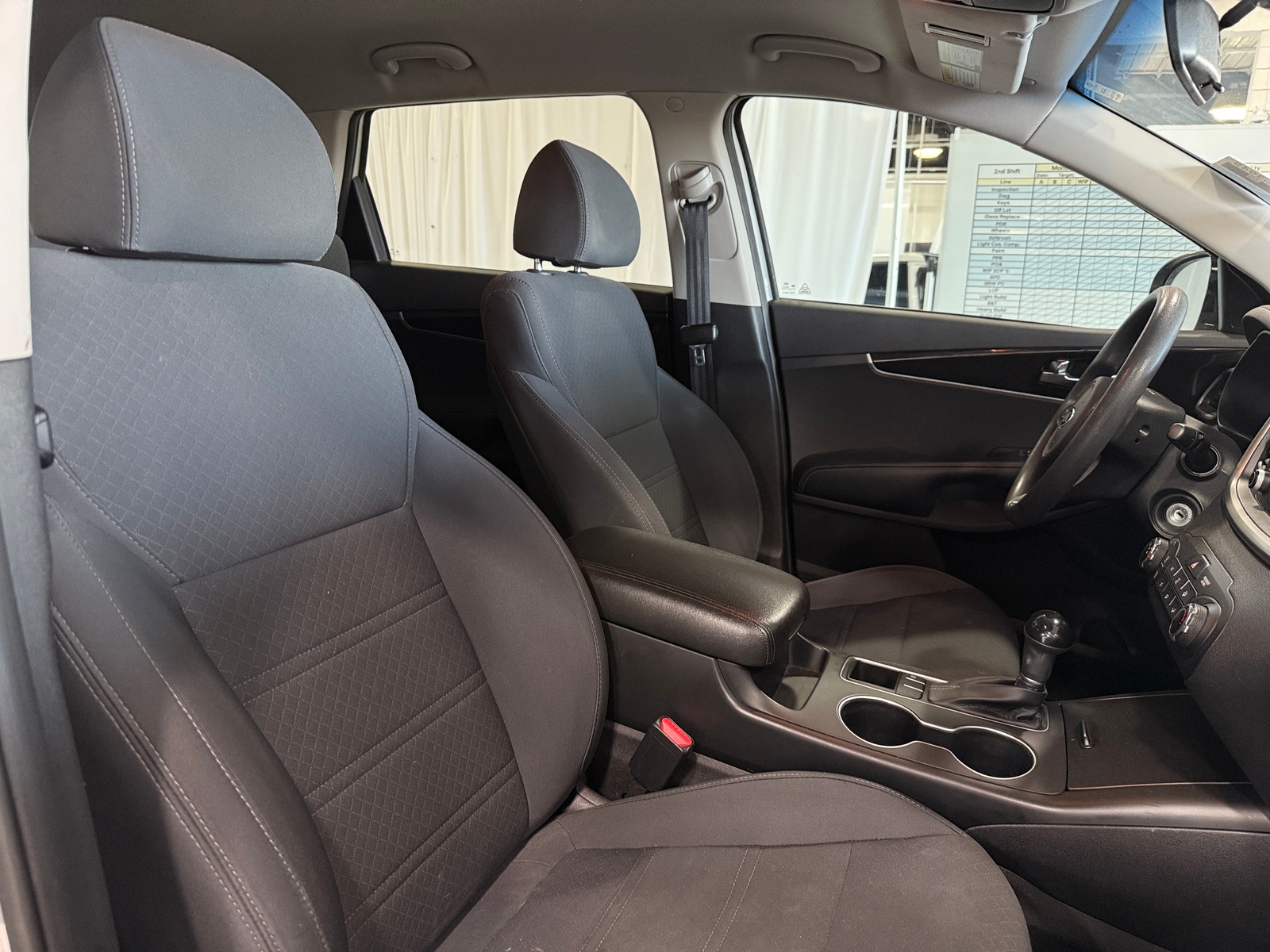 Thumbnail: 2018 Kia Sorento - 2