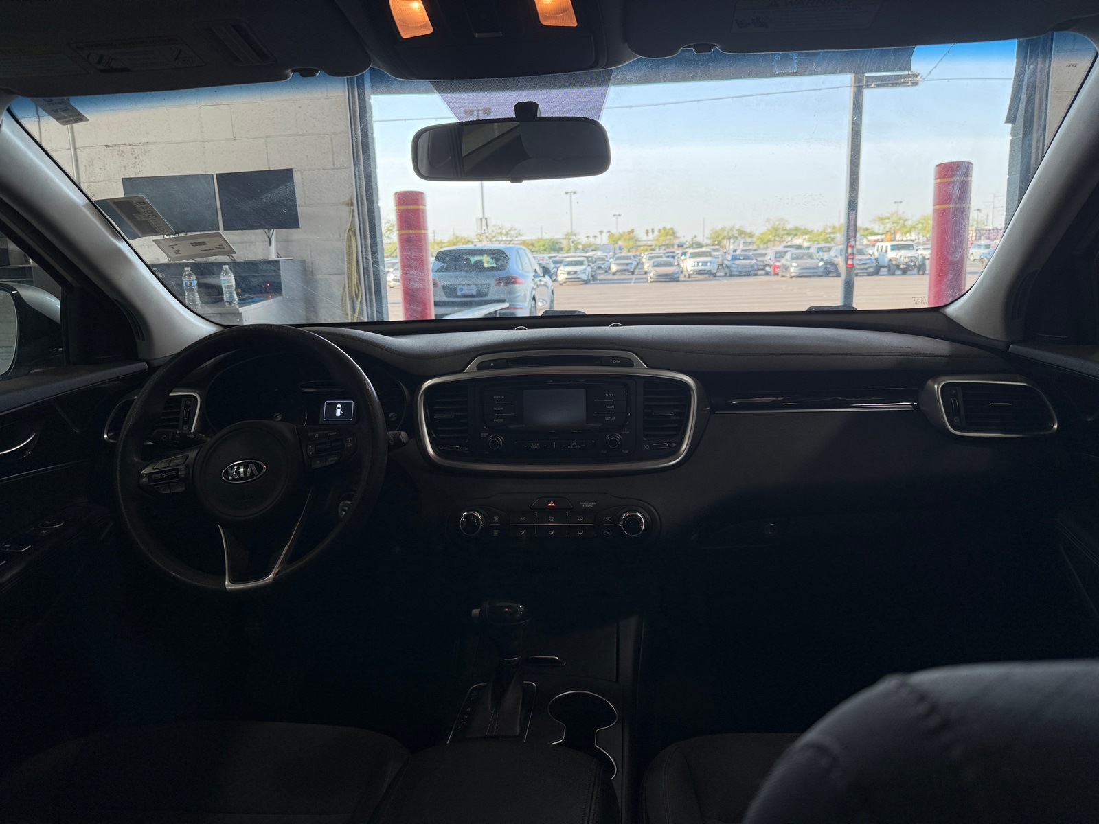 Thumbnail: 2018 Kia Sorento - 3