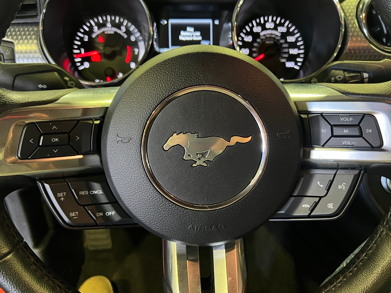 Thumbnail: 2015 Ford Mustang - 4