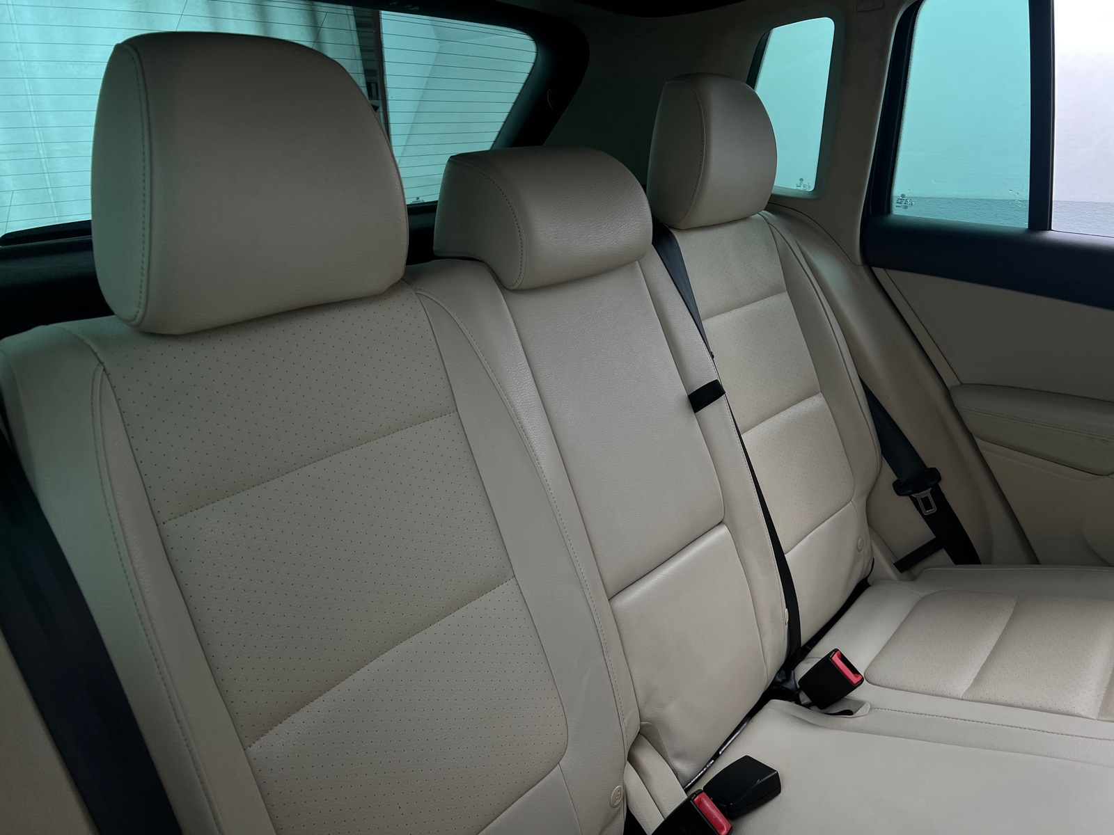 Thumbnail: 2015 Volkswagen Tiguan - 6