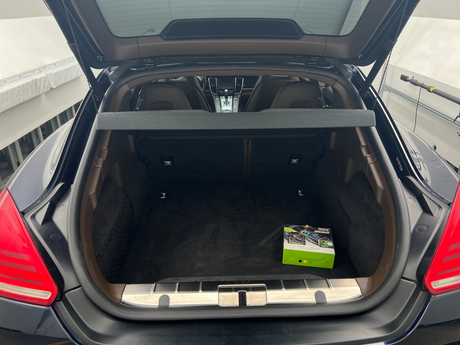 Thumbnail: 2016 Porsche Panamera - 6