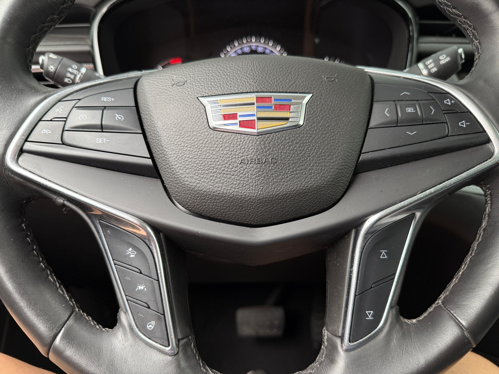 Thumbnail: 2017 Cadillac XT5 - 4