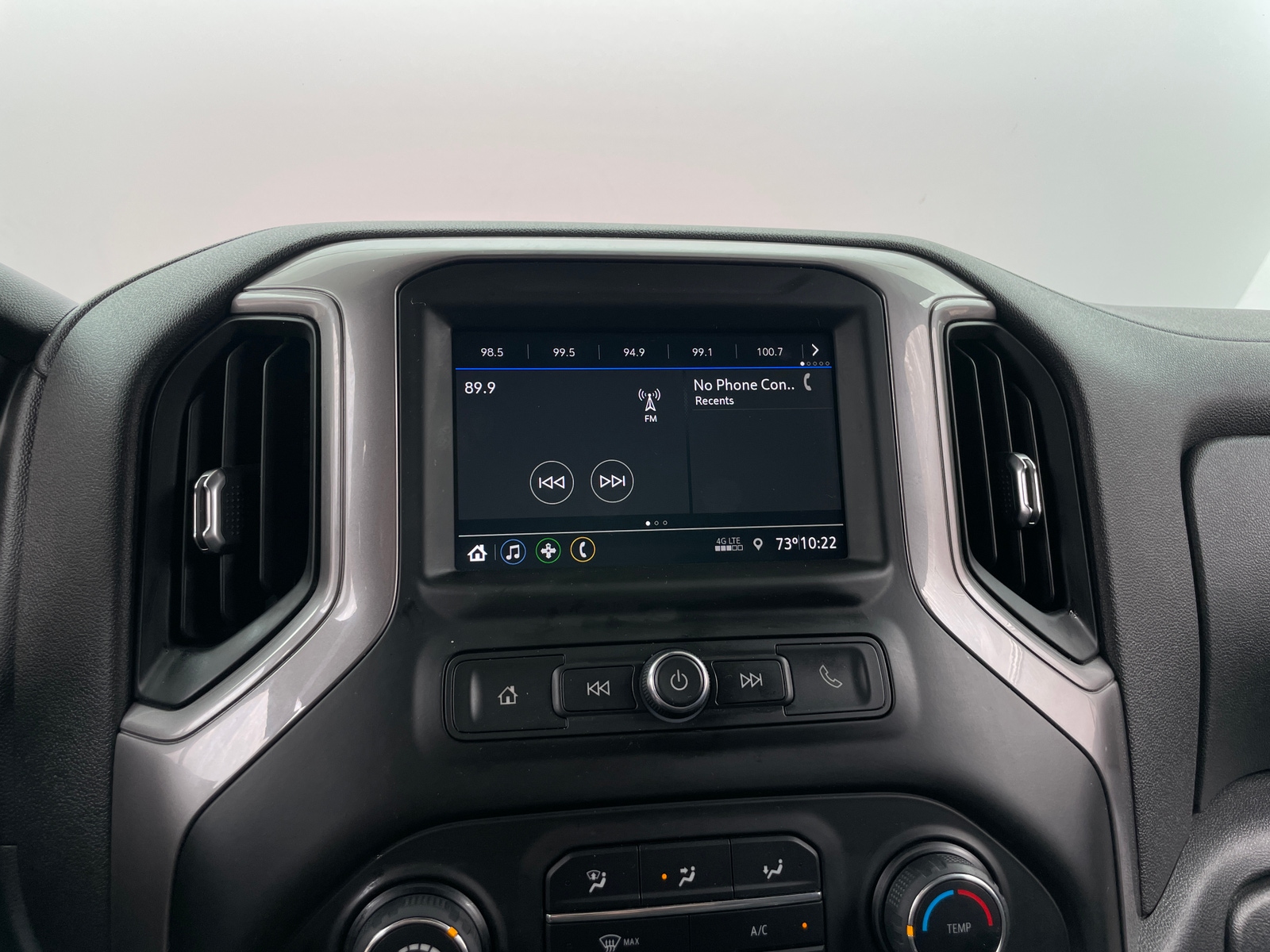 Thumbnail: 2021 Chevrolet Silverado 1500 - 4