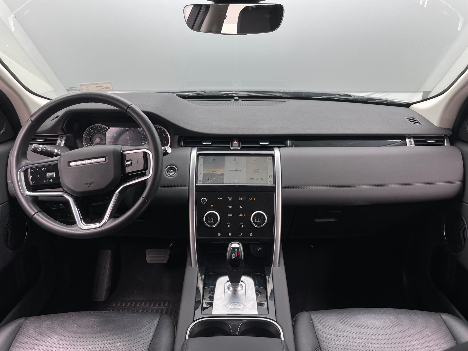 Thumbnail: 2023 Land Rover Discovery Sport - 2
