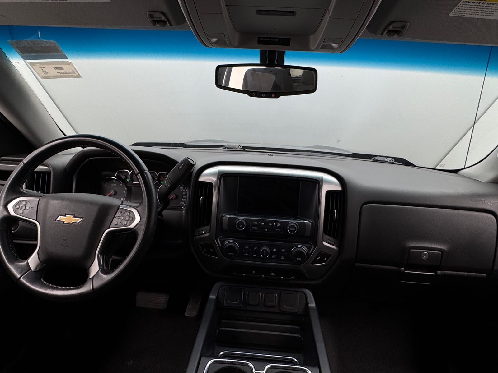 Thumbnail: 2018 Chevrolet Silverado 1500 - 3