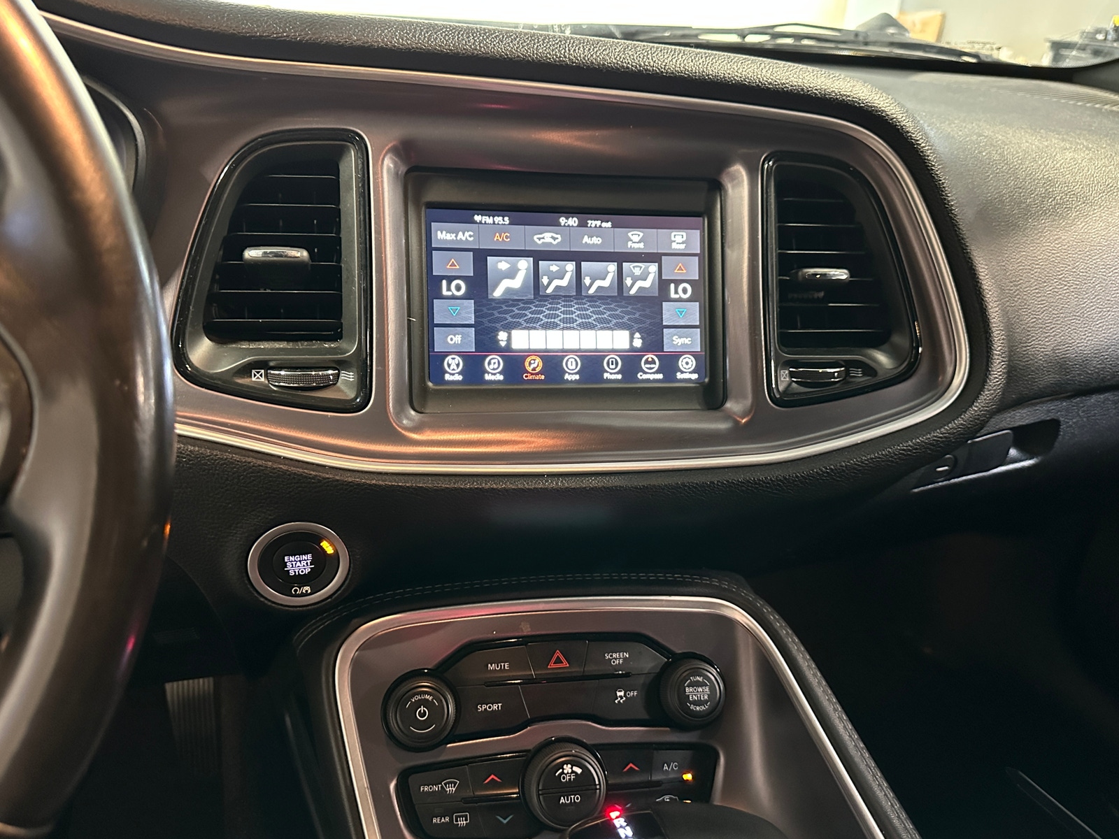 Thumbnail: 2019 Dodge Challenger - 3