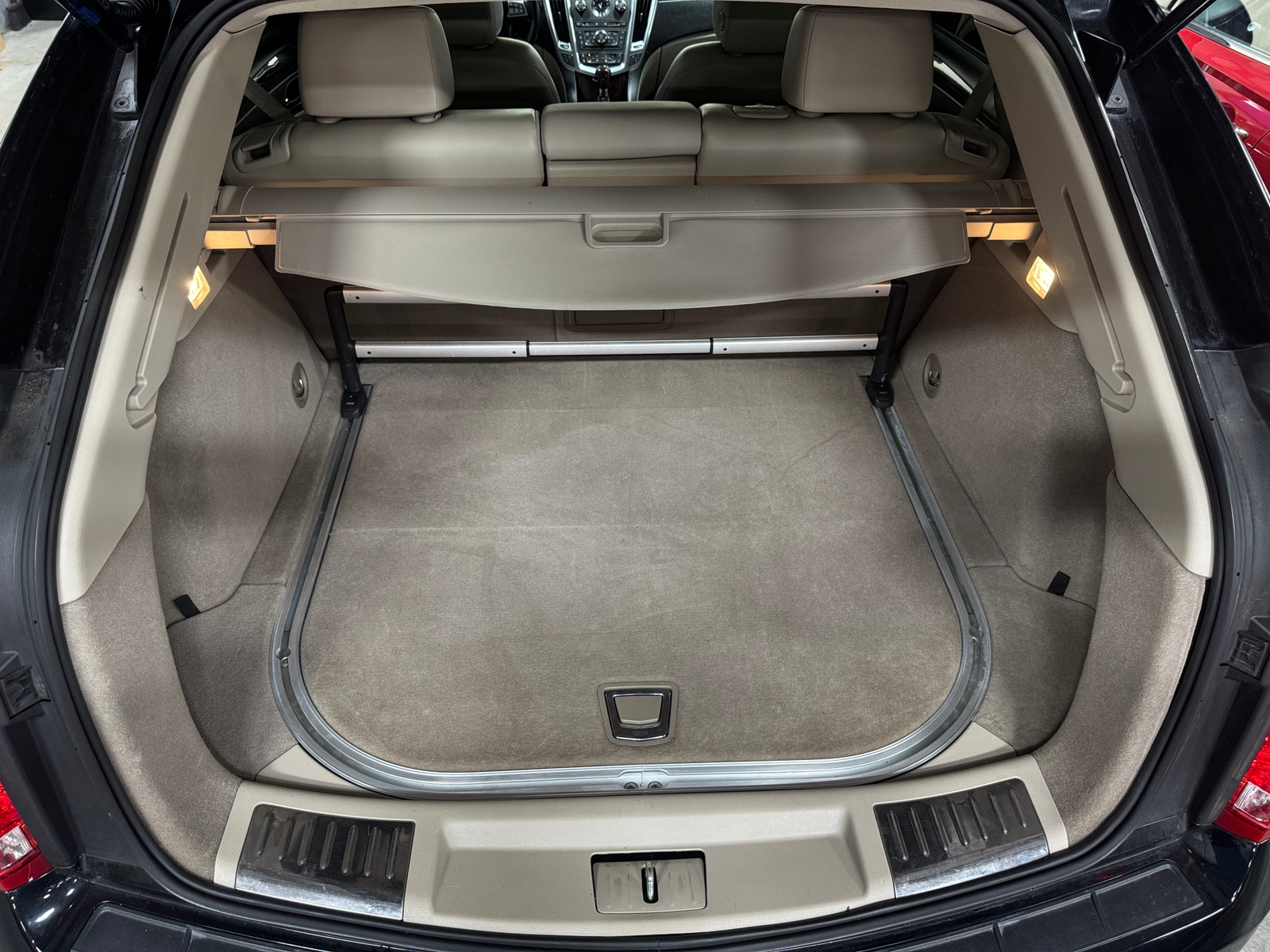 Thumbnail: 2012 Cadillac SRX - 6