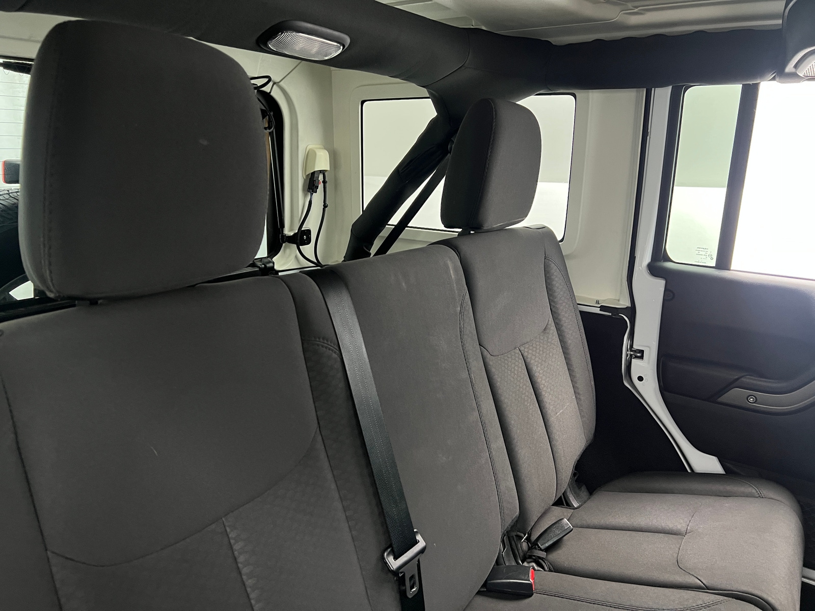 Thumbnail: 2018 Jeep Wrangler - 6