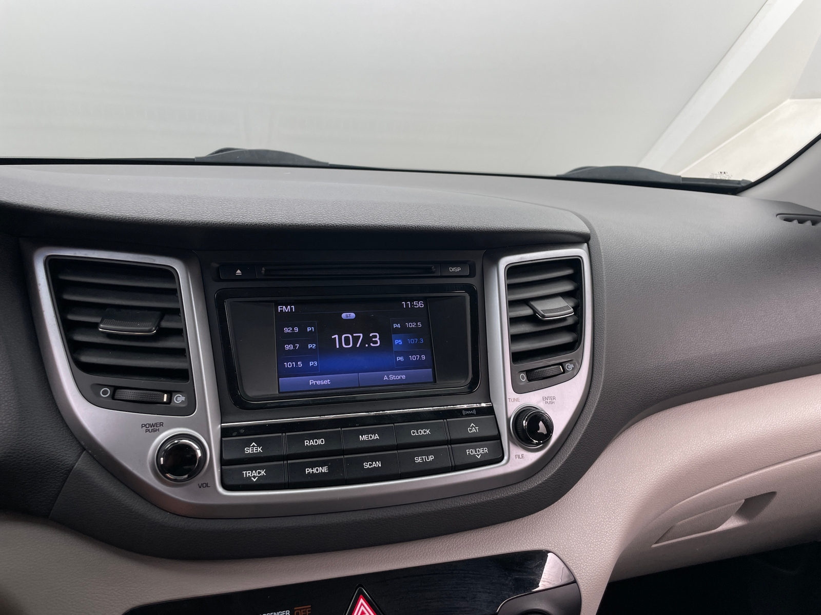 Thumbnail: 2016 Hyundai Tucson - 4